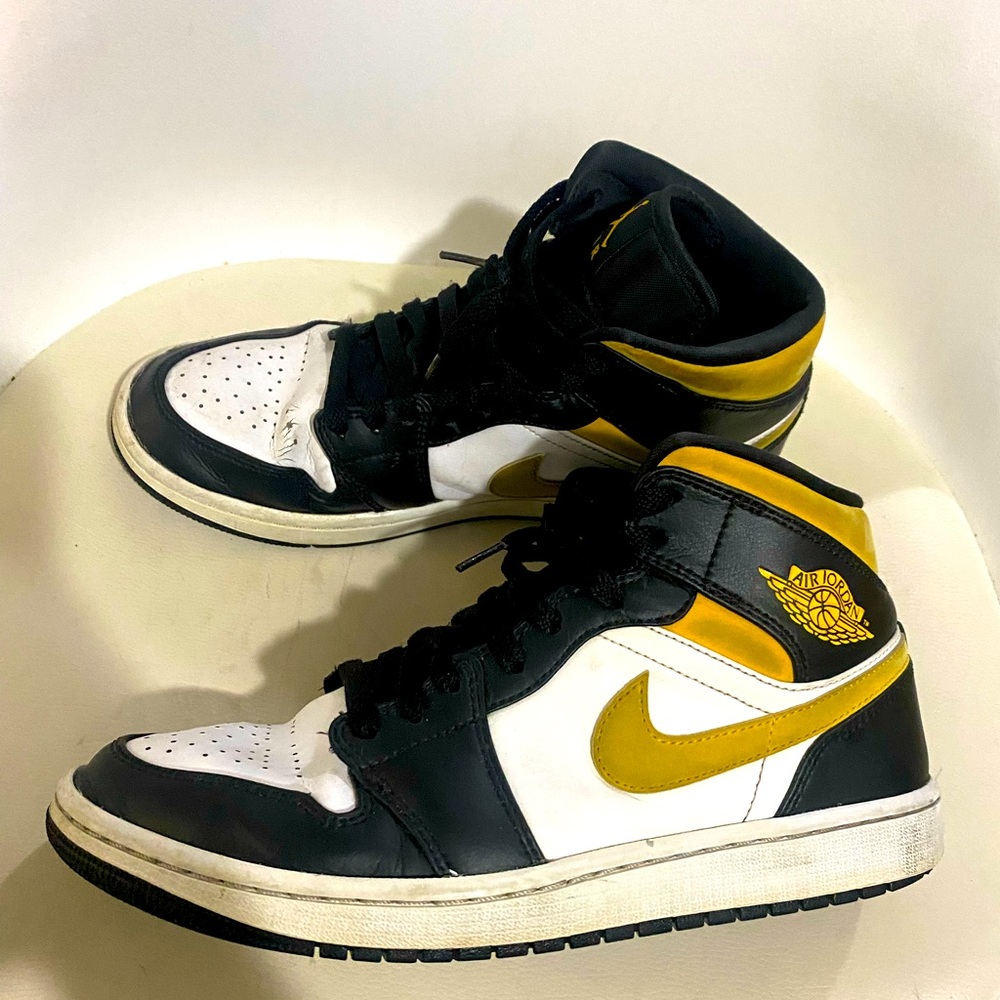 Nike Air Jordan 1 Mid 'Pollen' Yellow White Black